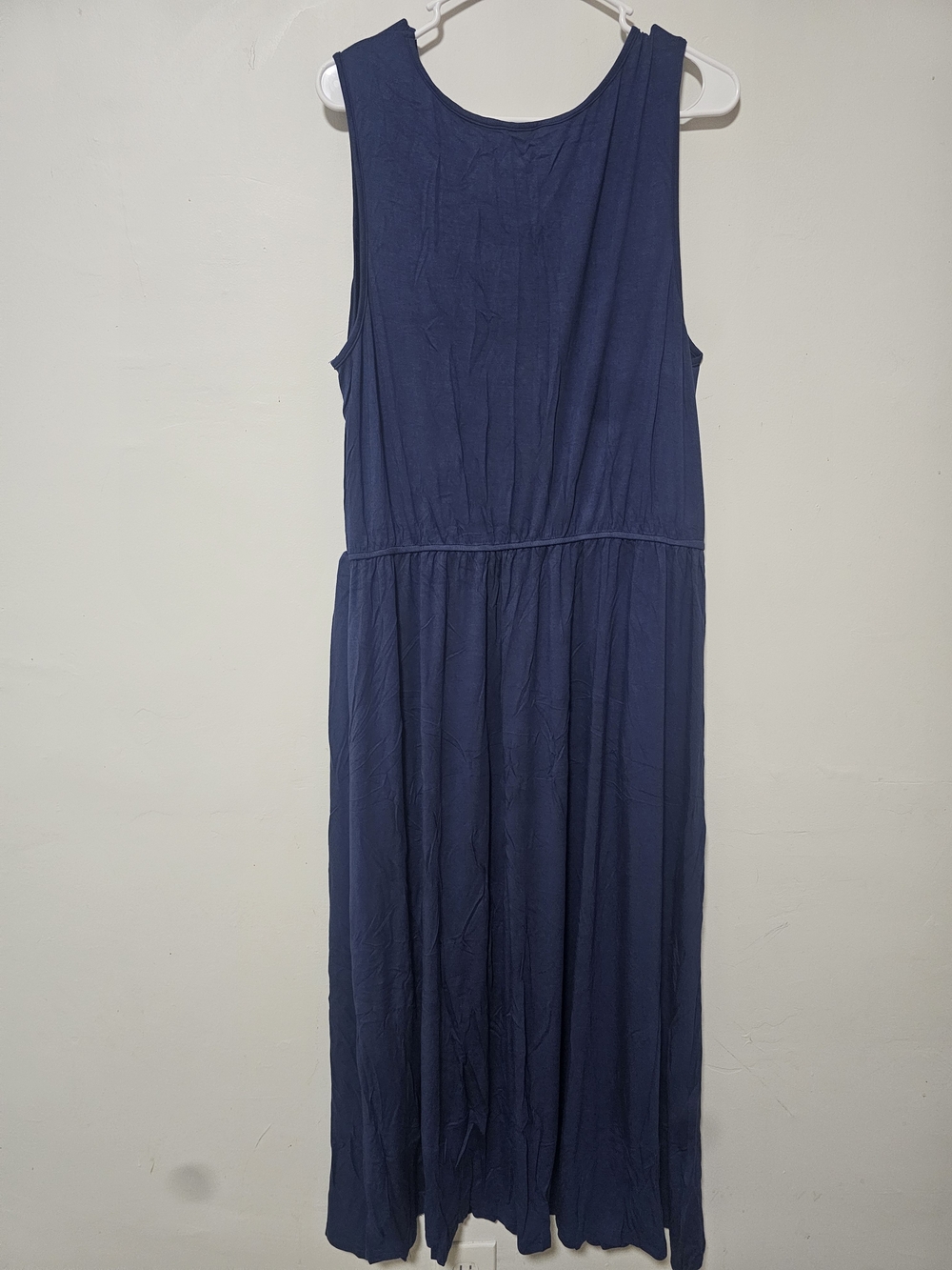 Navy Blue Sleeveless Maxi Dress with Pockets and Leg Slit Size 1XL - Picture 3 of 4